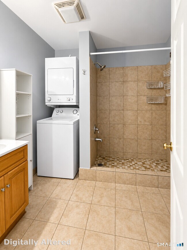 174 Jordan Ave Unit 2