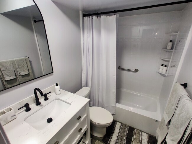 Photo - 520 Broadway