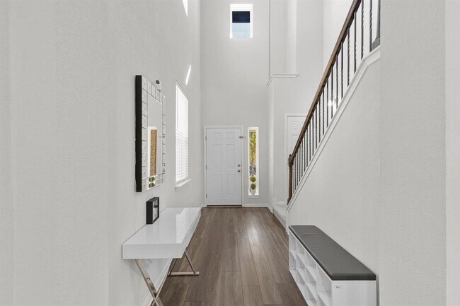 Photo - 3201 E College Park Dr