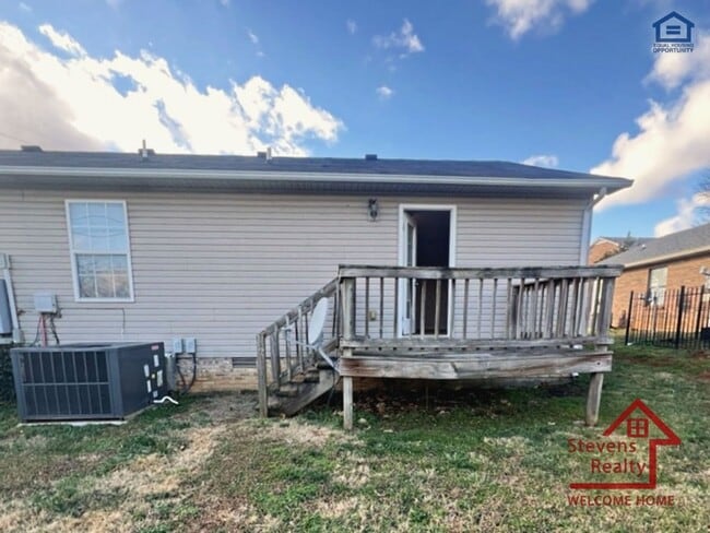 Photo - 101 Big Oak Dr