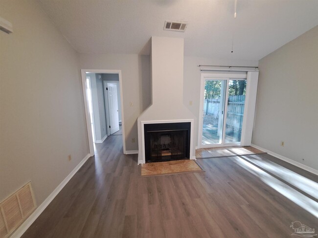 Photo - 6204 Forest Pines Dr