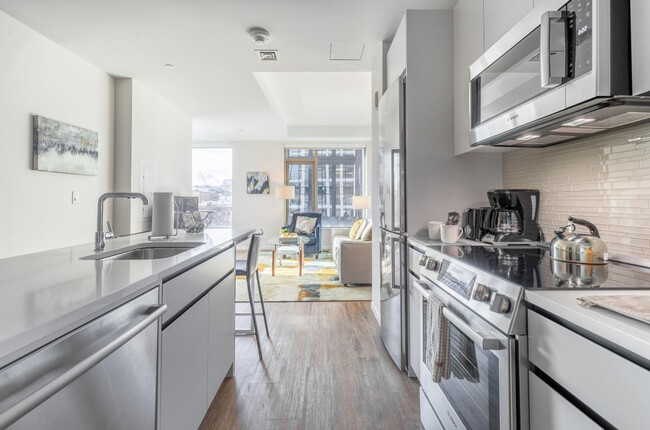 Photo - 131 Seaport Blvd Unit SI FL8-ID1050363P