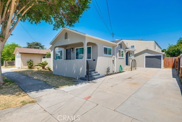 Photo - 16708 Orchard Ave House