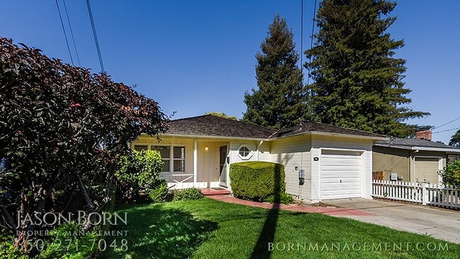 Photo - 1351 Chestnut St