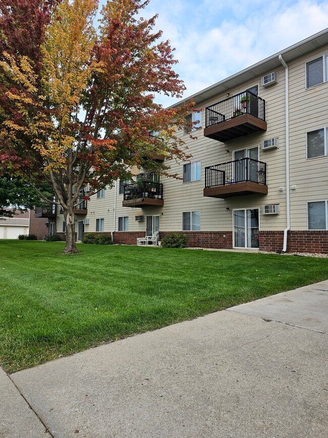 Wilkeshire Apartments - Wilkeshire Apartments