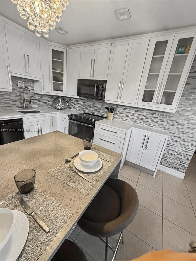 Photo - 1423 Holly Heights Dr Unit 11