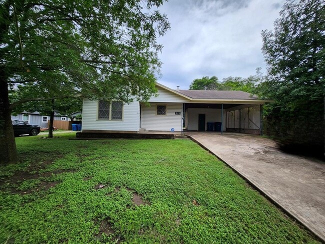 Building Photo - 913 Prescott St Rental