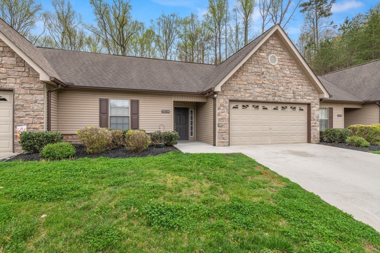 Photo - 5034 Cates Bend Way (Powell, TN)