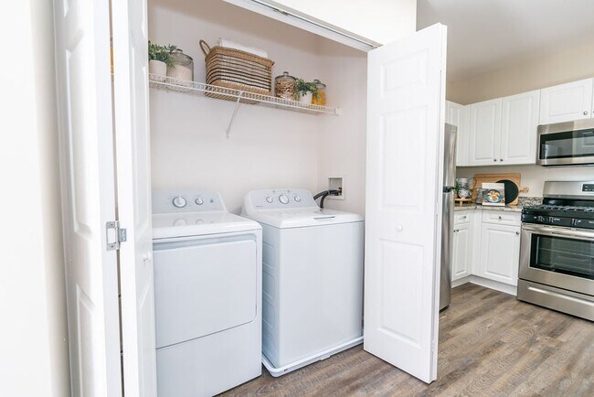 The Ledges Apartment Homes