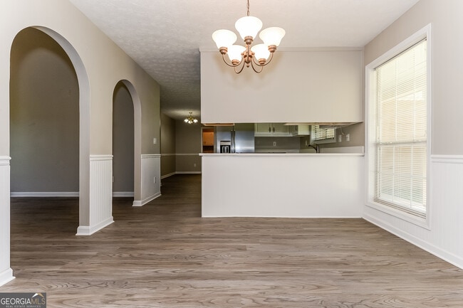 Photo - 215 Ashton Dr