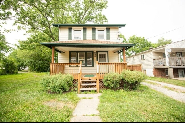 Photo - 955 Concord Ave