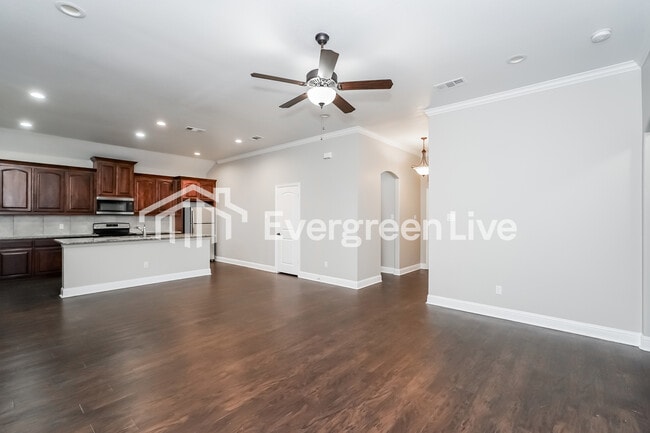 Photo - 612 E Parks Ave