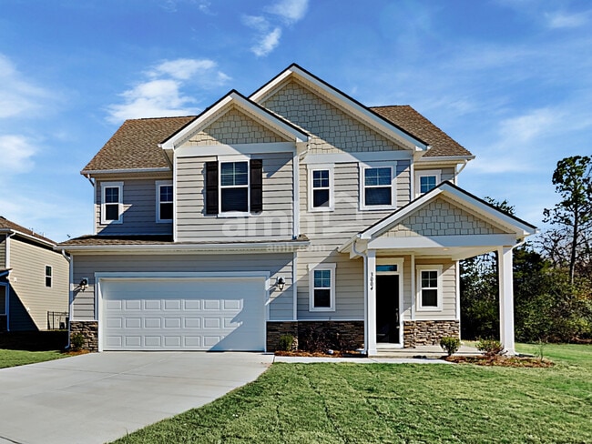 Building Photo - 3004 Esquire Dr