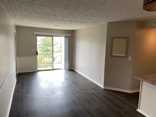 Photo - 247 W Union St Unidad 204C