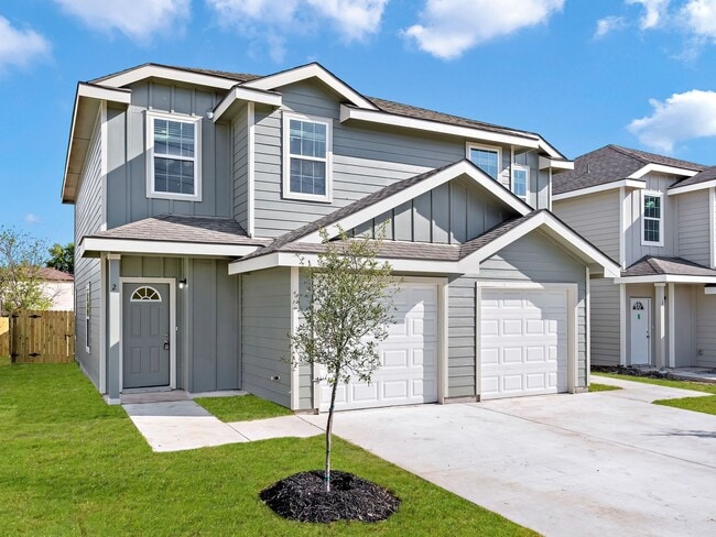 Photo - Modern 3-Bed, 2.5-Bath Duplex with Private...