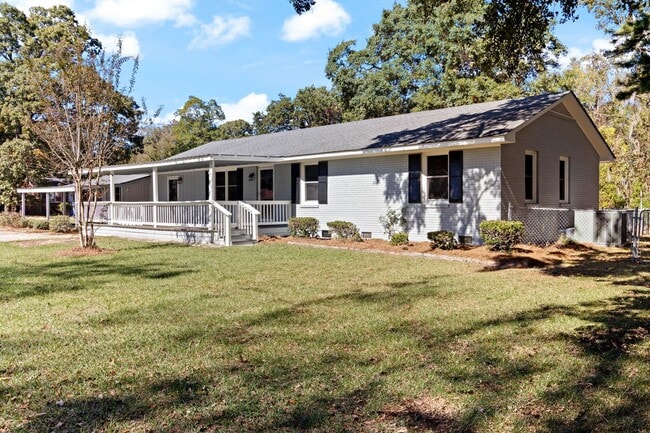 Photo - 1106 Bullard St