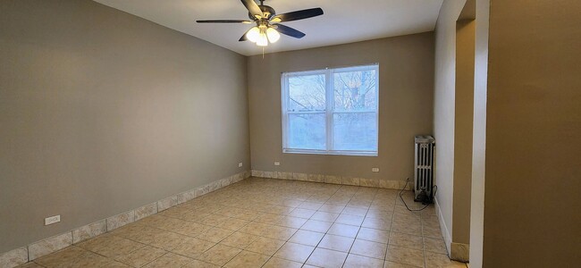 Photo - Lincoln Square Studio Unit 214