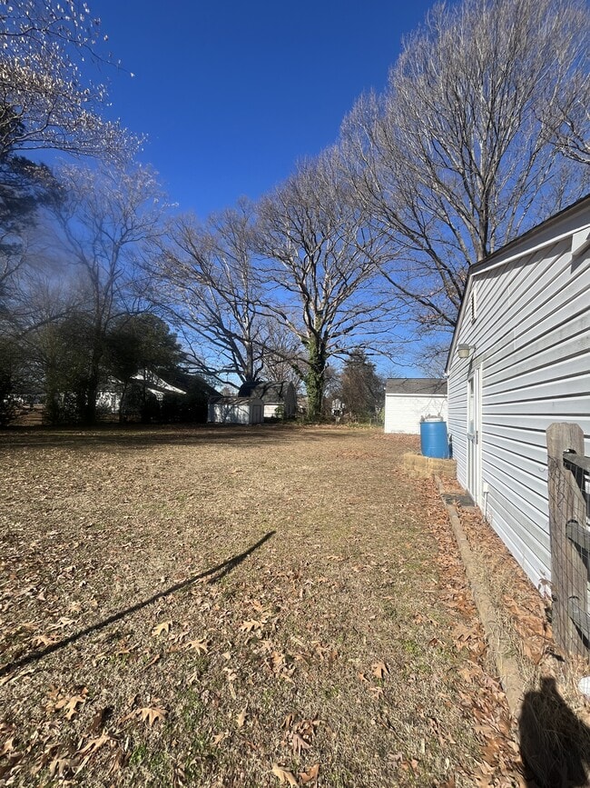Photo - 710 Forrest Dr