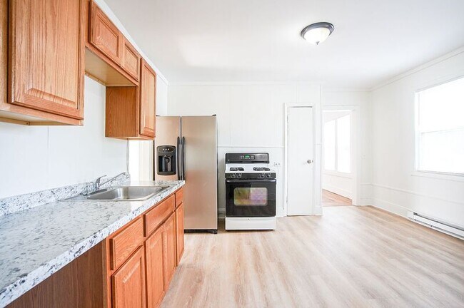 Photo - 11-13 Newman St Unit #3