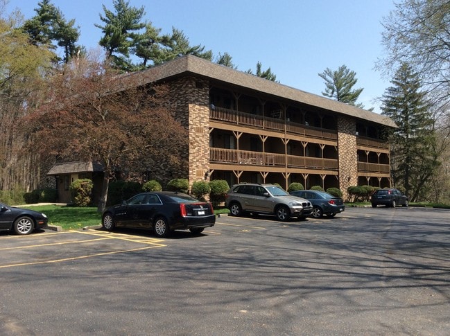 Building Photo - River Glen Apartments
