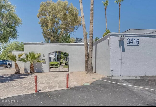 Photo - 3416 N 44th St Unit Villa Hermitage