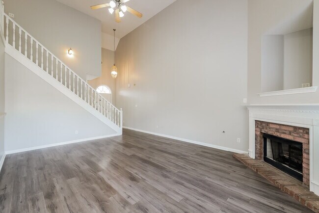 Photo - 10076 Sutton Ridge Ln