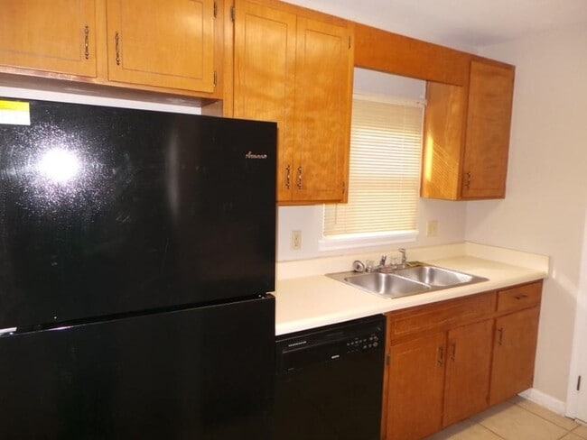 Photo - 1506 Twin Lakes Cir
