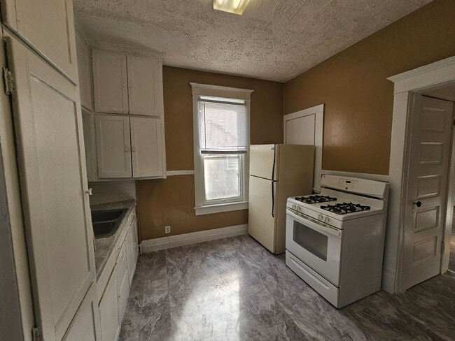 Photo - 706 Spring St Unit Lower