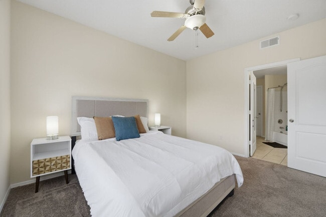 23 Andrea Dr Unit SI FL3-ID1612529P