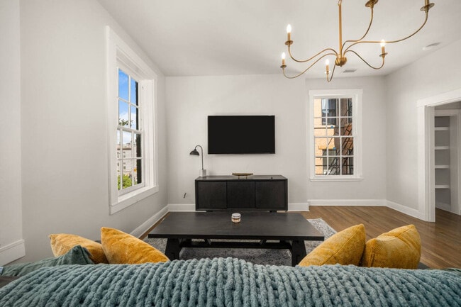 Photo - 1326 Broadway Unidad ID1312458P