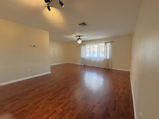 Photo - 2 Bedroom, 2 Bath Condo Available Soon! Unit 22481 Westchester Blvd A4