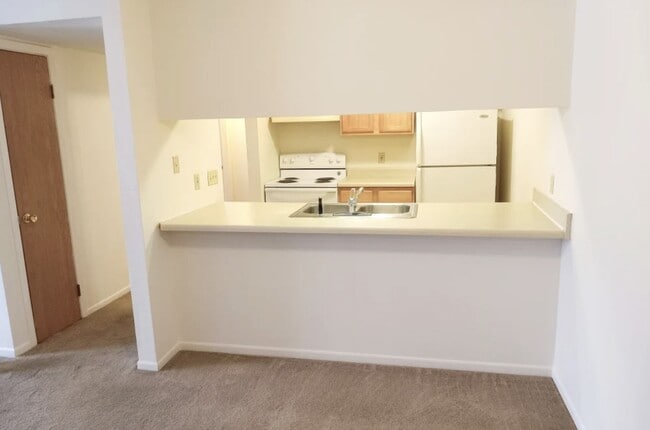 Photo - 608 N 4th St