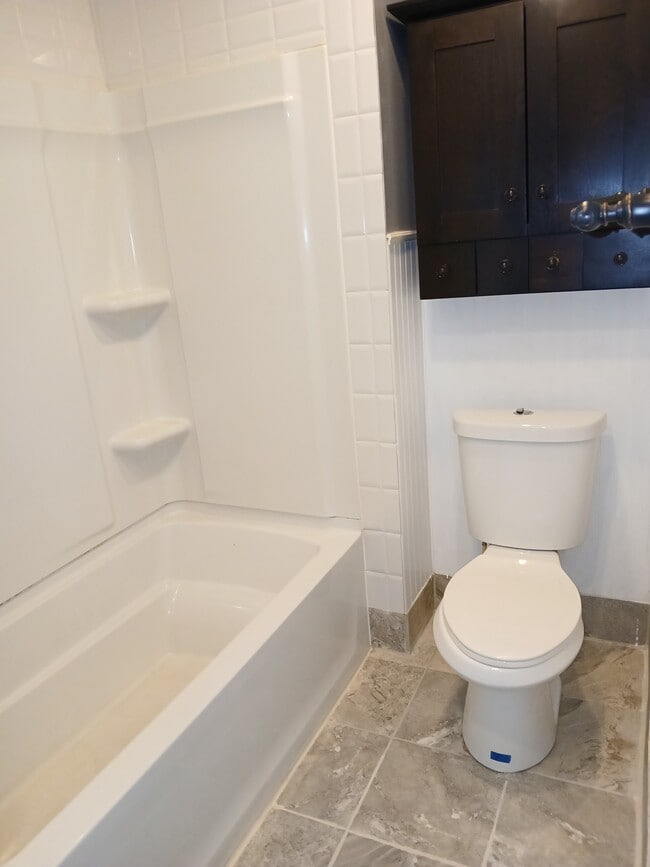 Photo - 351 Turner St