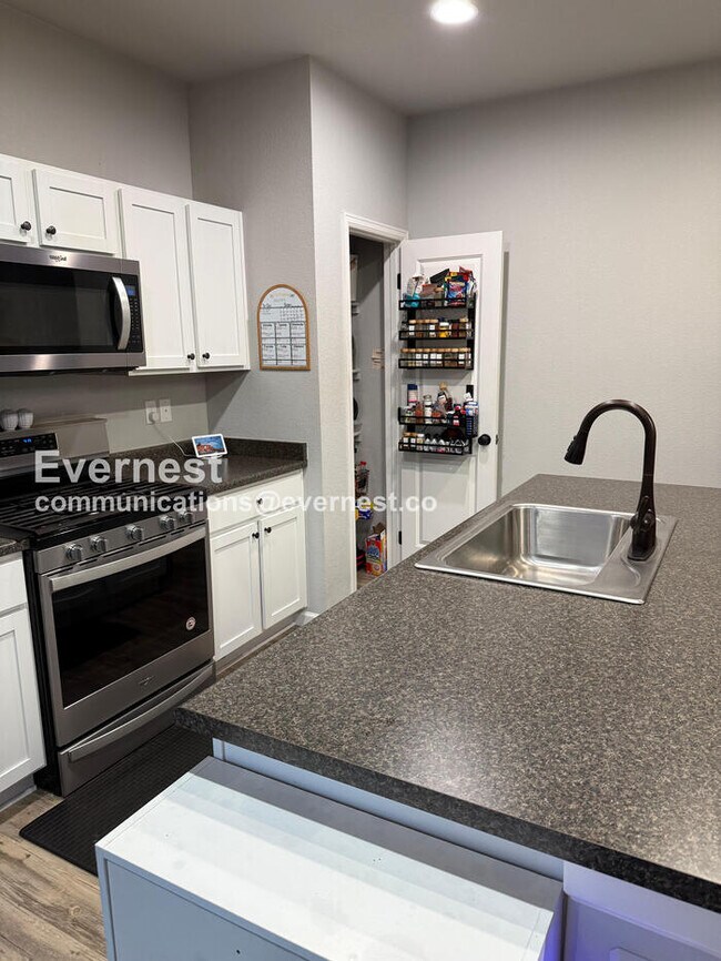 Photo - 1123 Huntington Ave