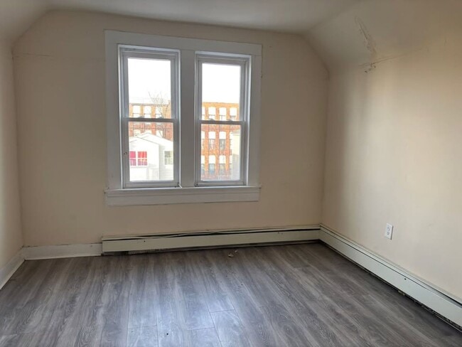 Photo - 356 Hamilton Ave Unidad 3