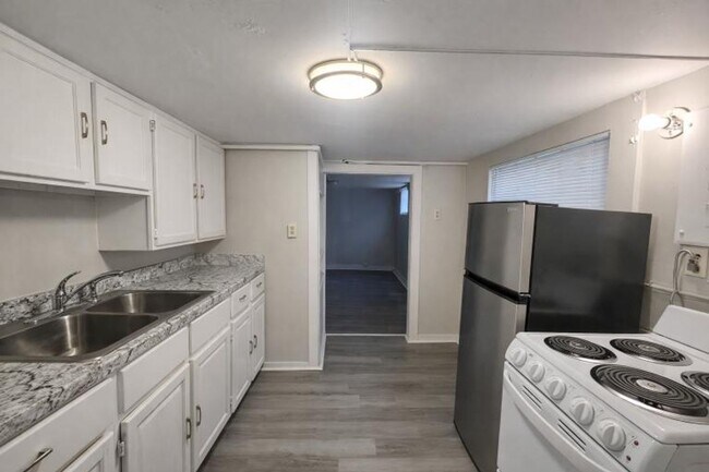 Photo - Cumberland Drive Triplex Unidad B