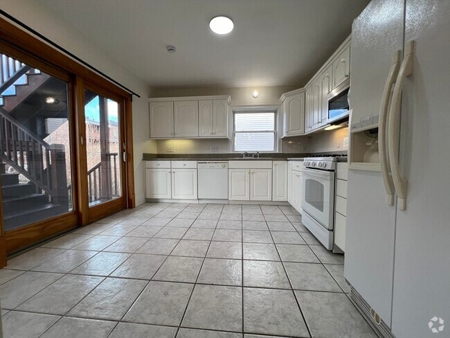 Building Photo - 128 Buttonwood St Unit 2 Rental