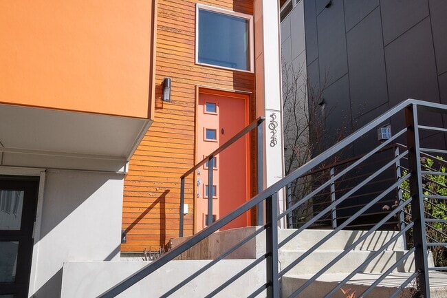 Photo - Welcome home to West Seattle comfort!