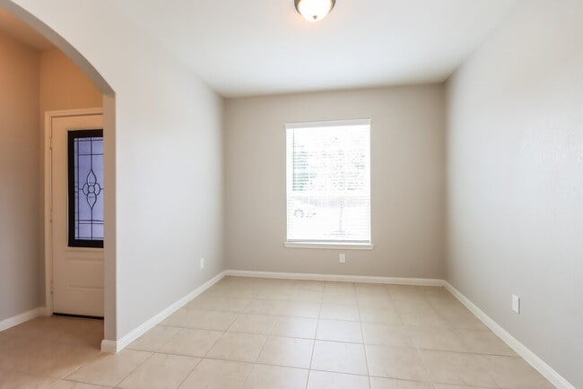 Building Photo - 7618 Dragon Pearls Ln Rental