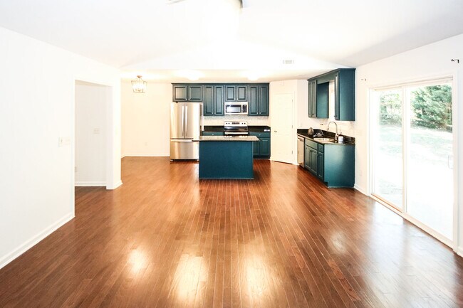 Photo - 6155 Dodson Rd