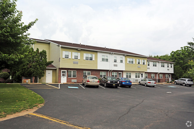 Photo - Lutheran Knolls Apartments