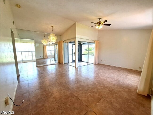 Photo - 10525 Putnam Ct
