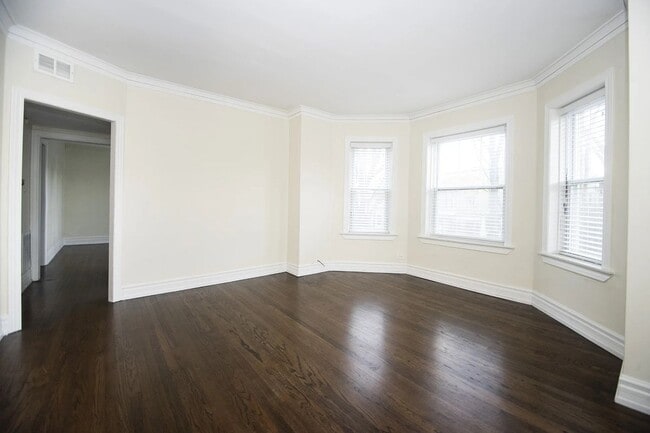 Photo - 3703 N Hoyne Ave Unit 3