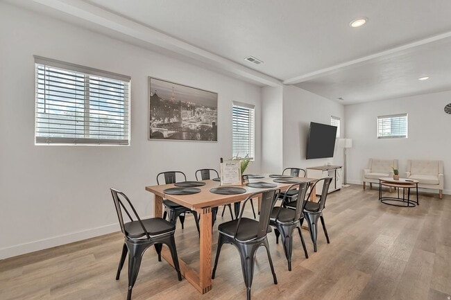 5502 Victory Lap Ct