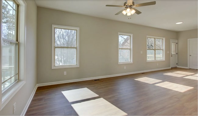 Photo - 420 S 2nd St