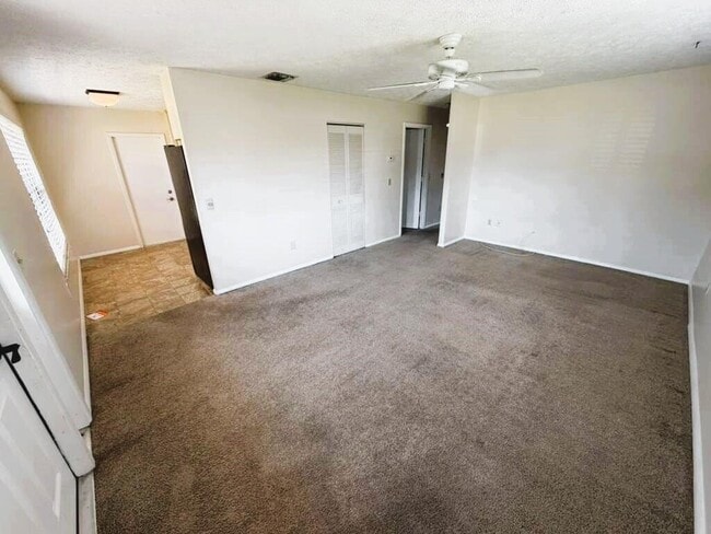 Photo - 2055 SW Cranberry St