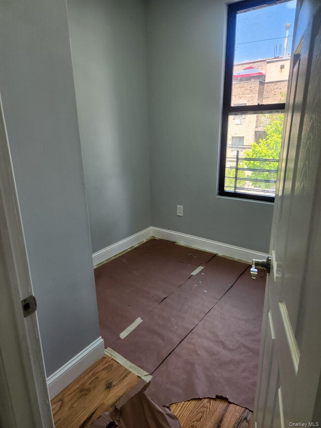 Photo - 746 E 217th St Unit #2