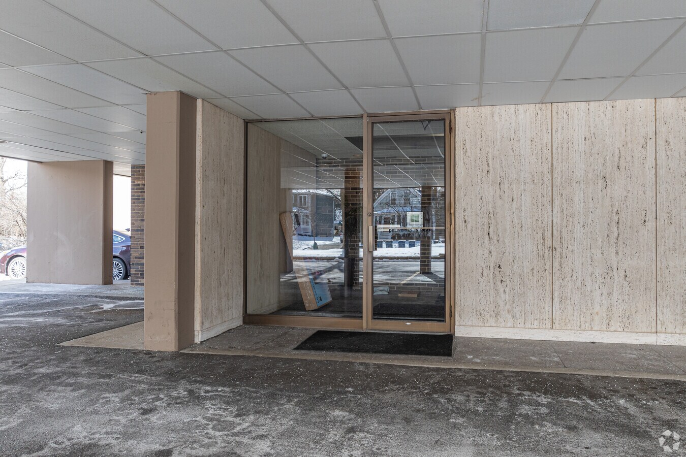 Entrance - Park Grove Condominiums