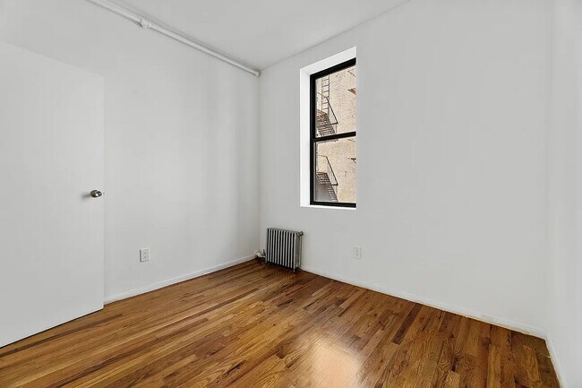 Photo - 247 W 63rd St Unit 1F