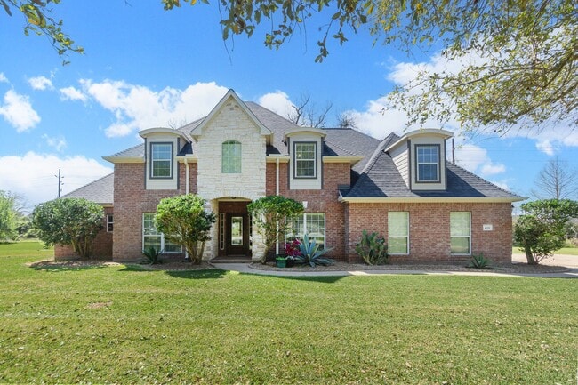 Building Photo - 4119 Pembrooke Way Dr